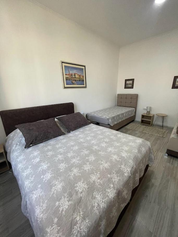 Apartment Milijana Subotica Ngoại thất bức ảnh