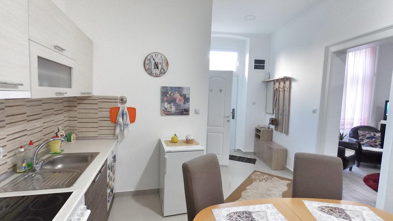 Apartment Milijana Subotica Ngoại thất bức ảnh